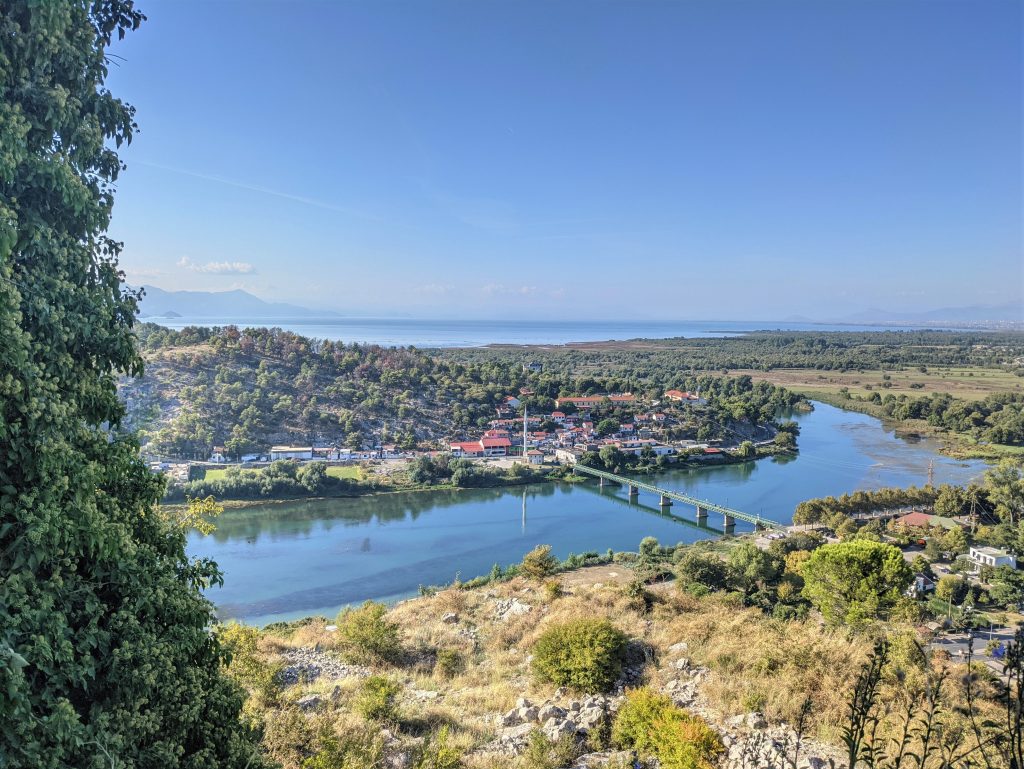 Vue sur le lac depuis le Château de Shkoder, en Albanie